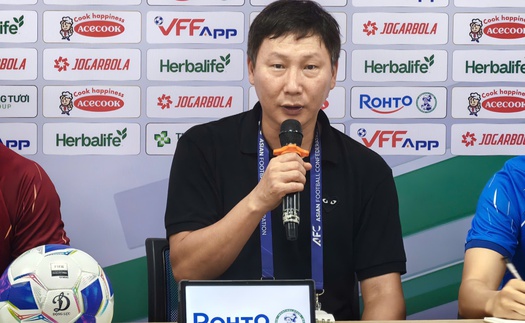 HLV Kim Sang Sik: 'Mỗi vị trí tôi đều có 2,3 cầu thủ tốt'