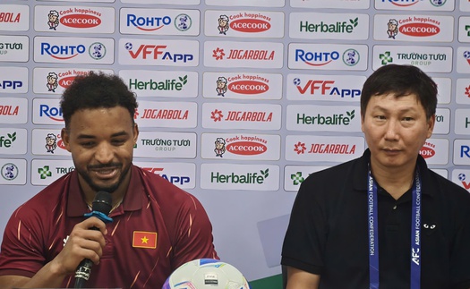 HLV Kim Sang Sik thành công vì không ngại thay đổi