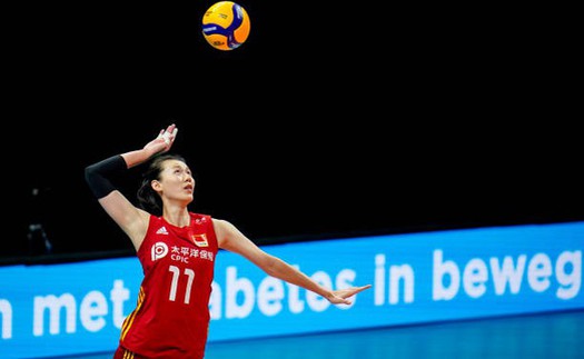 Tin nóng thể thao sáng 31/3: Đội bóng Việt Nam chiêu mộ ngôi sao đến từ nền bóng chuyền top 6 thế giới