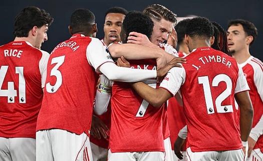 Cuộc đua vô địch Ngoại hạng Anh: Arsenal thắng tối thiểu, Man City mất điểm đáng tiếc