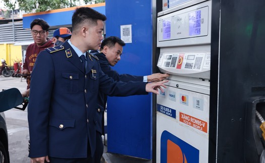 QLTT Hà Nội tăng cường kiểm tra, giám sát hoạt động kinh doanh xăng dầu