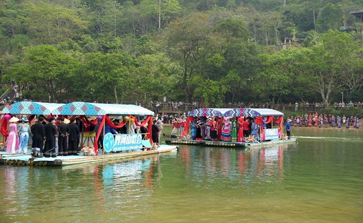 Liên hoan tiếng hát dân ca trên sông biên giới Cao Bằng, Việt Nam - Sùng Tả, Trung Quốc