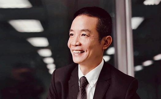 20 mùa Xuân Cống hiến: "Cuốn phim" và "hệ thẩm mỹ" Nguyễn Vĩnh Tiến