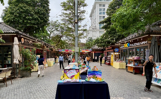 Phố Sách Hà Nội hướng tới văn hóa đọc bền vững: Từ sự kiện thời điểm đến thói quen thường xuyên