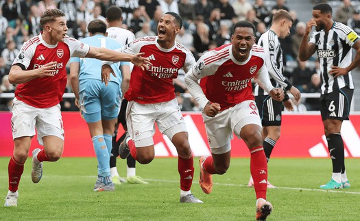 Arsenal vs Newcastle: Ghi nhiều bàn hơn để vô địch