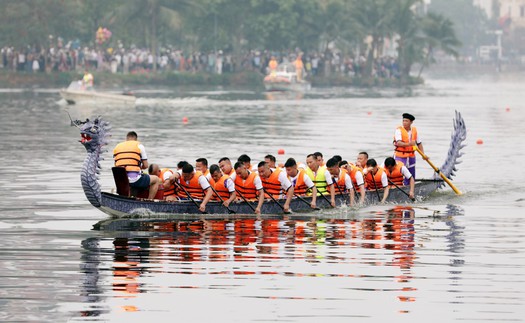 Giỗ Tổ Hùng Vương: Hội thi bơi chải truyền thống vùng Đất Tổ