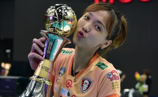 Tin nóng thể thao sáng 6/4: Phụ công bóng chuyền Việt Nam lên tiếng về chức vô địch ở Thái Lan