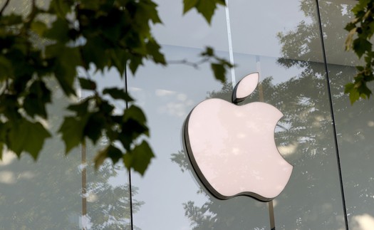 Apple báo doanh thu kỷ lục trước thềm chuyển giao lãnh đạo