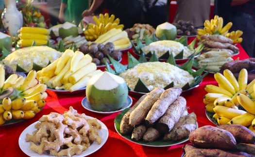 Cốm dẹp - "Hạt ngọc trời" thắt chặt tình phum sóc