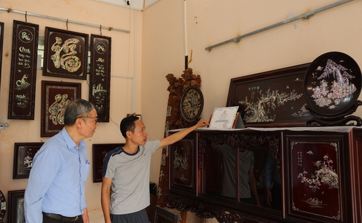 Vì một miền quê đáng sống: Làng nghề khảm trai Chuyên Mỹ vươn ra thế giới