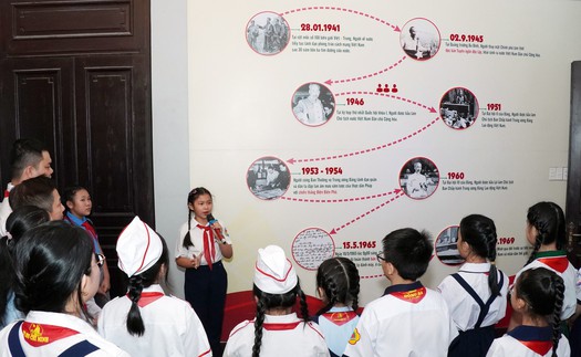 Thành phố Hồ Chí Minh khai mạc triển lãm “85 năm - Rạng ngời trang sử Đội TNTP Hồ Chí Minh”