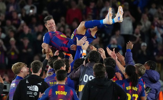 Lewandowski chia tay Barcelona: Cảm ơn anh, Robert!