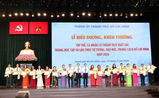 Biểu dương những tấm gương thầm lặng làm đẹp thêm Thành phố mang tên Bác