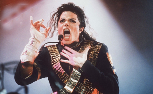 Phim tiểu sử tạo cơn sốt toàn cầu, đưa Michael Jackson trở lại ngôi vương Billboard