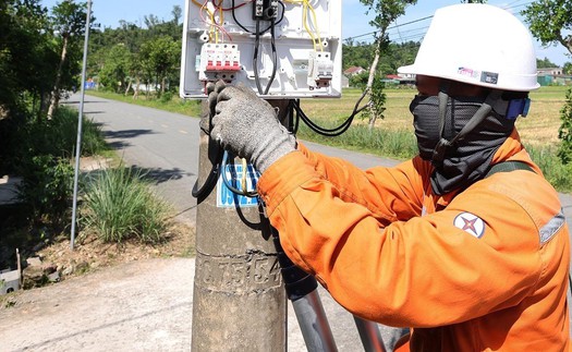 Miền Bắc nắng nóng gay gắt, lần đầu tiêu thụ hơn 400 triệu kWh điện/ngày