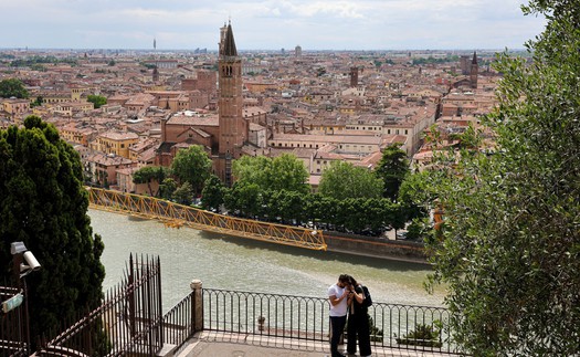 Người Italy “thắt lưng buộc bụng” trong mùa du lịch Hè