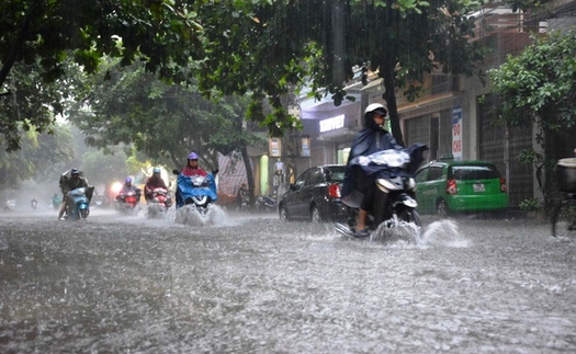Thời tiết Hà Nội ngày đầu kỳ thi lớp 10: Sáng có lúc có mưa rào và dông, trưa và chiều trời nắng