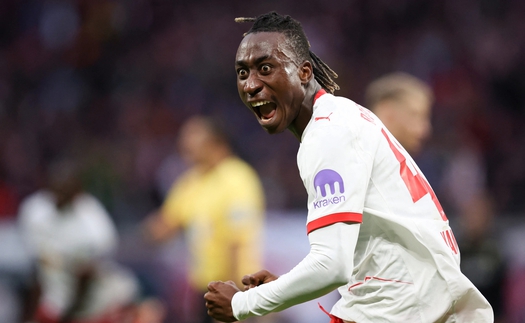 Arne Slot phải làm gì nếu được ở lại Liverpool?