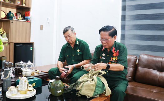 Mang trái tim người lính để sống vì cộng đồng