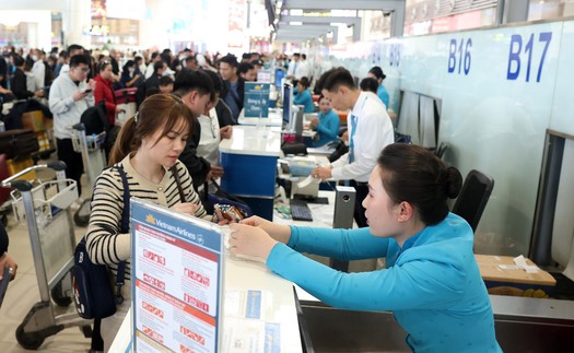 Hành khách có thể được hoàn tiền vé nếu chuyến bay chậm trên 4 tiếng