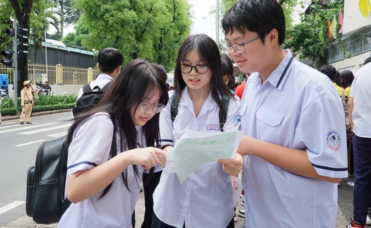 Thành phố Hồ Chí Minh công bố điểm chuẩn lớp 10 công lập