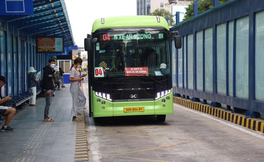 Ngày đầu miễn vé xe buýt tại TP. Hồ Chí Minh