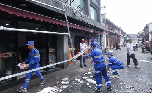 Trung Quốc kích hoạt mức cảnh báo cao nhất đối phó bão BAVI
