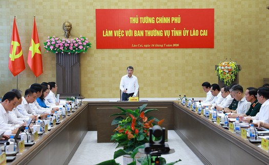 Thủ tướng làm việc với Ban Thường vụ Tỉnh uỷ Lào Cai