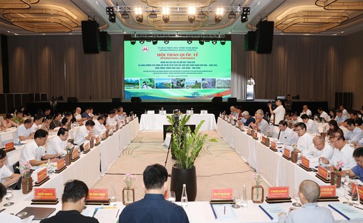 Làm nổi bật giá trị toàn cầu khu Cảnh quan văn hóa - sinh thái Voọc mông trắng