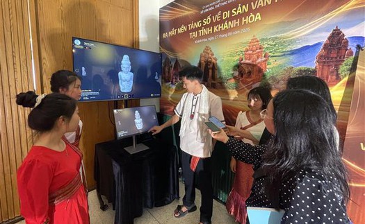 Khuyến khích sử dụng dịch vụ văn hóa số do doanh nghiệp Việt Nam phát triển