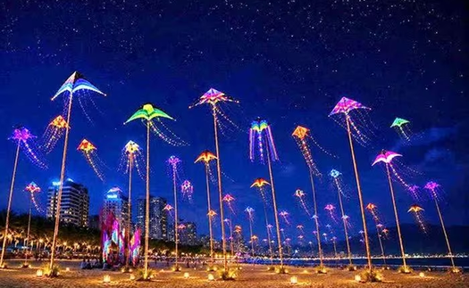 Lần đầu trình diễn 500 cánh diều phát sáng, tạo hiệu ứng trên bầu trời đêm Đà Nẵng