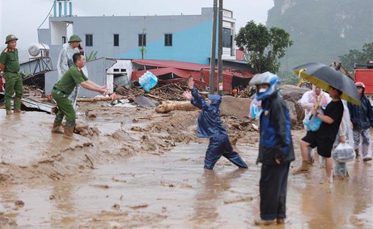 Ưu tiên ổn định chỗ ăn ở cho bà con nơi tâm lũ Mường Than