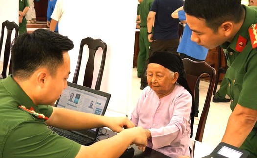 Mở lối hành trình gọi tên "các vì sao đất nước"