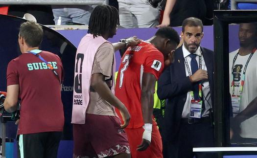 FIFA bác bỏ quan điểm của cơ quan làm luật bóng đá về thẻ đỏ gây tranh cãi trận Argentina - Thụy Sĩ