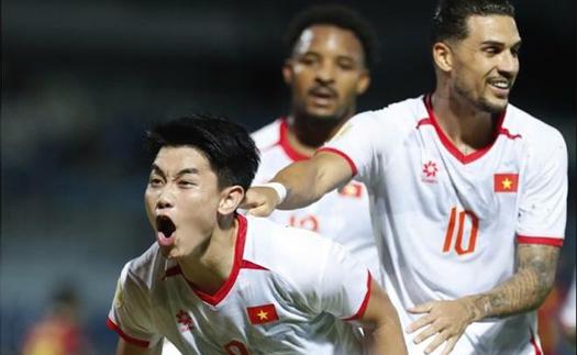 Đội hình dự kiến Việt Nam vs Singapore: Tam tấu Đình Bắc - Xuân Son - Hoàng Hên