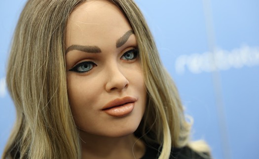 Mỹ đối mặt nhiều trở ngại trong cuộc đua sản xuất robot hình người
