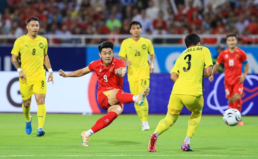 Đình Bắc không có một sinh nhật trọn vẹn, quyết tâm tỏa sáng ở chung kết ASEAN Cup 2026