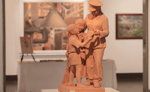 Triển lãm “Ký ức những năm tháng không quên” chào mừng Quốc khánh 2/9