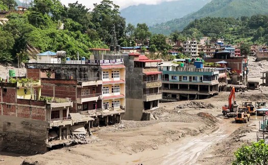 Lũ quét tại Nepal và Trung Quốc: Trung Quốc gửi viện trợ khẩn cấp và cử chuyên gia cứu hộ tới Nepal