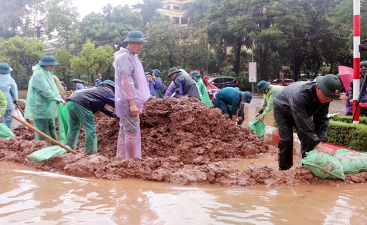 Lũ nhiều sông tiếp tục ở mức cao, Bắc Bộ và Bắc Trung Bộ còn mưa lớn