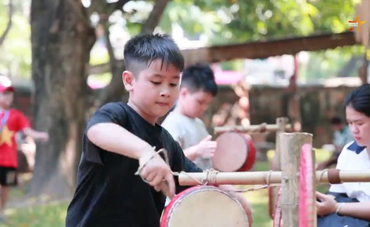 Người dân xúc động, háo hức khi được miễn phí thăm quan di tích dịp 2/9