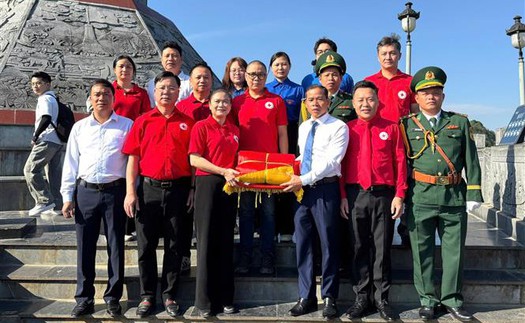 Tự hào và xúc động Lễ thượng cờ nơi địa đầu cực Bắc Tổ quốc trong ngày 2/9