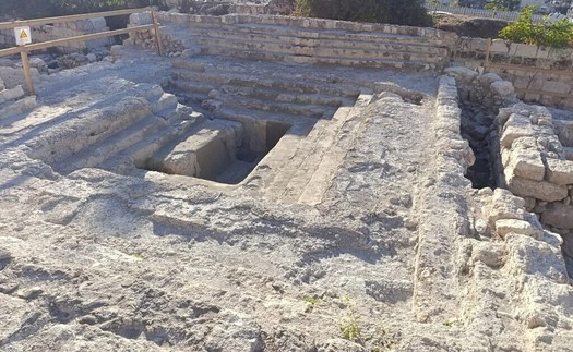 Phát hiện quần thể bể thanh tẩy 2.000 năm tuổi tại Jerusalem