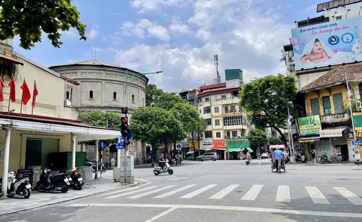 Dự báo thời tiết ngày 1/10: Bắc Bộ ngày nắng, Nam Bộ có mưa dông