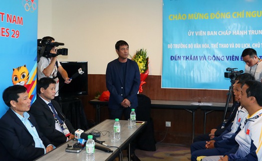 Trọng tài nhận sai với U22 Việt Nam vì ‘tặng’ penalty cho Campuchia