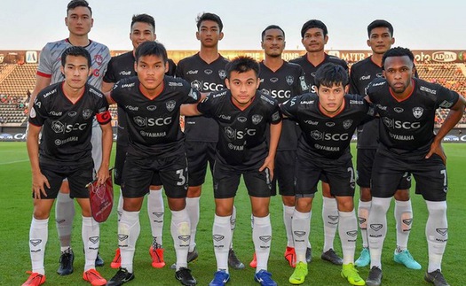 Chainat 3-0 Muangthong United: Cố gắng hết sức, Văn Lâm vẫn không cứu nổi Muangthong United