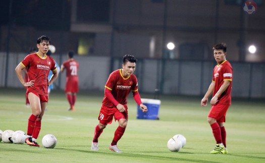 Đội hình xuất phát Việt Nam vs UAE: Quang Hải đá chính, Công Phượng dự bị