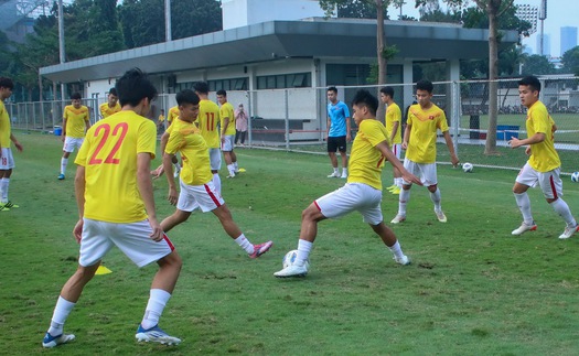 Sắp đấu Malaysia, U19 Việt Nam rèn đá penalty