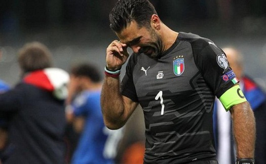 Gigi Buffon bật khóc: ‘Xin lỗi vì đã kết thúc theo cách này’