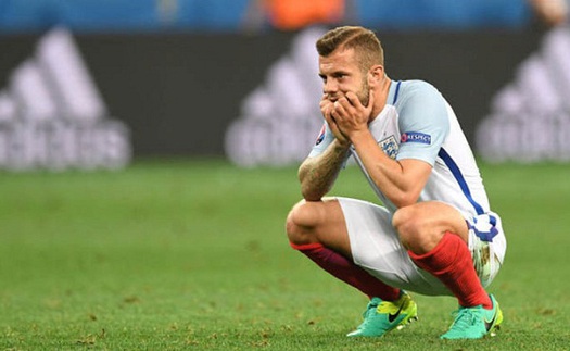 Bị loại khỏi World Cup, Jack Wilshere lên mạng xã hội tố HLV sai lầm